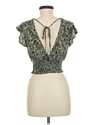 Final Touch Short Sleeve Top (view 2)