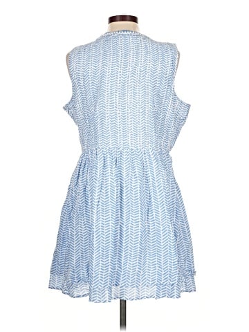 Vineyard Vines Casual Dress (view 2)