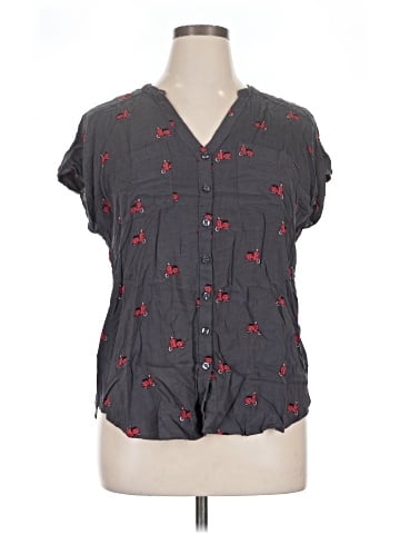 Torrid Short Sleeve Blouse (view 1)