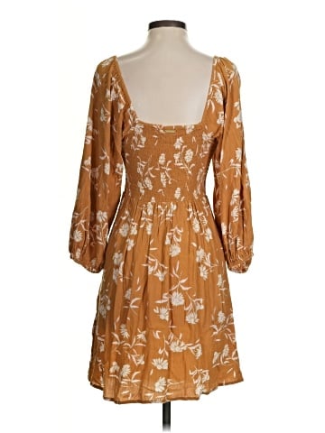 Billabong Casual Dress (view 2)