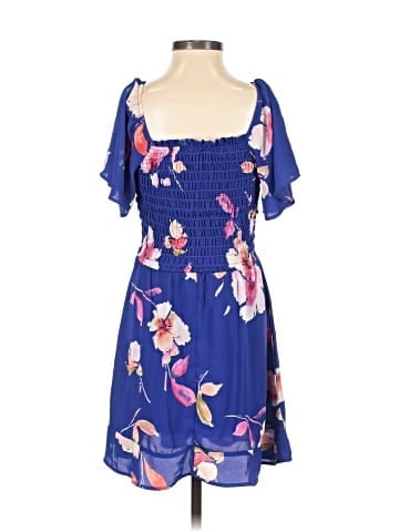 Sienna Sky Casual Dress (view 2)