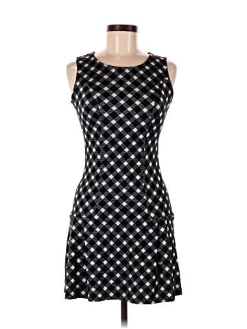 Xhilaration Casual Dress (view 1)