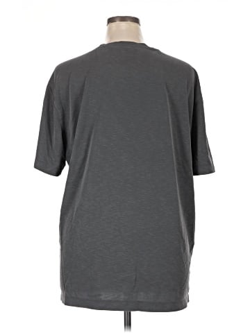 St. John's Bay Short Sleeve T-Shirt (view 2)