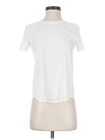 Lululemon Athletica Short Sleeve T-Shirt (view 1)