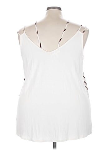 Maurices Sleeveless T-Shirt (view 2)