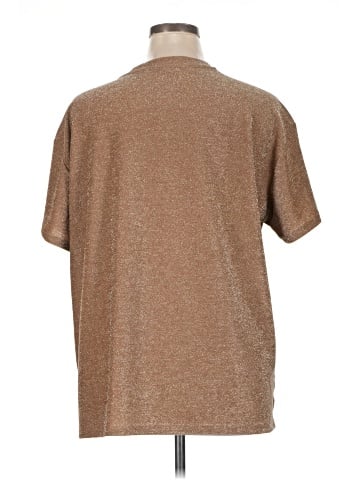 Maurices Short Sleeve T-Shirt (view 2)