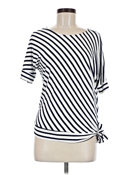 Green Envelope Short Sleeve T Shirt