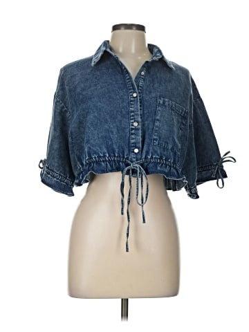 Mulla 3/4 Sleeve Button-Down Shirt (view 1)