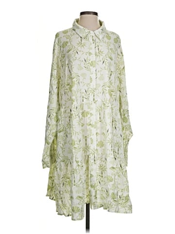 Belle Isle by Torrid Casual Dress (view 1)