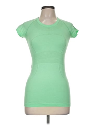 Lululemon Athletica Short Sleeve T-Shirt (view 1)