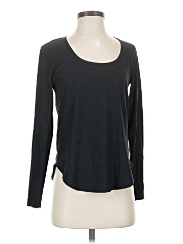 Beyond Yoga Long Sleeve T-Shirt (view 1)