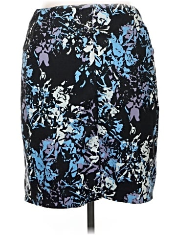 Lyssé Casual Skirt (view 2)