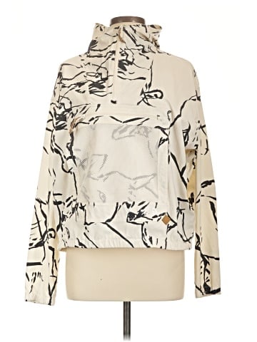 The North Face Pullover Sweater (view 1)