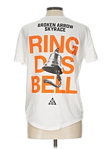 Nike Short Sleeve T-Shirt (view 2)