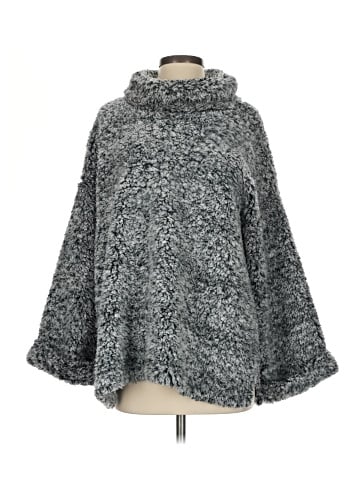 Sunday in Brooklyn Poncho (view 1)