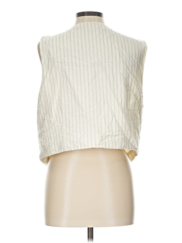 H&M Sleeveless Button-Down Shirt (view 2)
