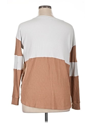 Francesca's Long Sleeve T-Shirt (view 2)