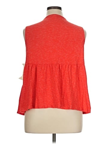 Eyeshadow Sleeveless Blouse (view 2)