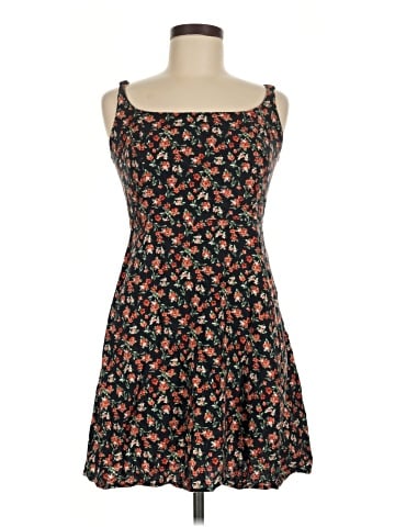 Old Navy Casual Dress (view 1)