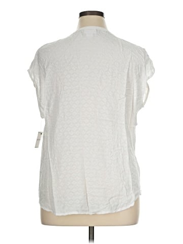Liz Claiborne Short Sleeve Blouse (view 2)