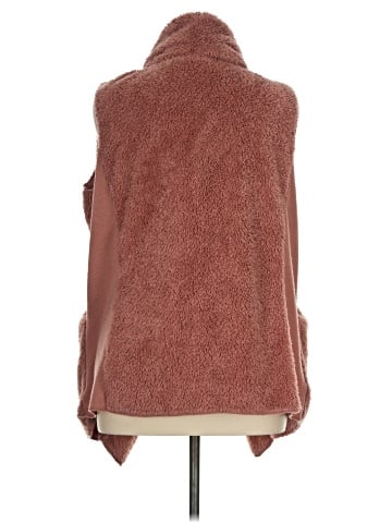 Knox Rose Faux Fur Vest (view 2)