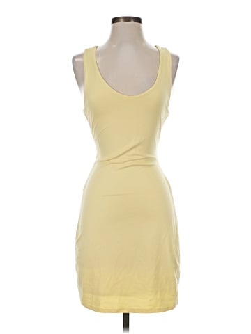 Le Lis Casual Dress (view 1)