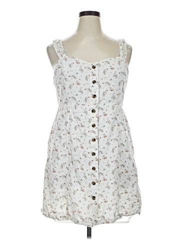 American Eagle Outfitters Casual Dress (view 1)