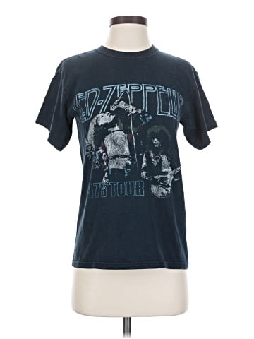 Gildan Short Sleeve T-Shirt (view 1)