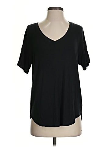 American Eagle Outfitters Short Sleeve T-Shirt (view 1)