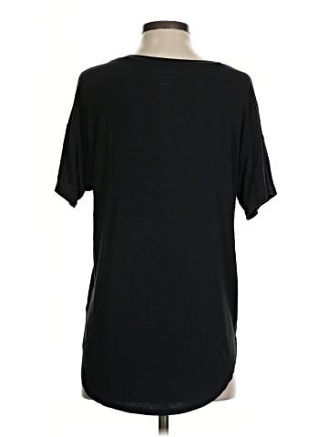 American Eagle Outfitters Short Sleeve T-Shirt (view 2)