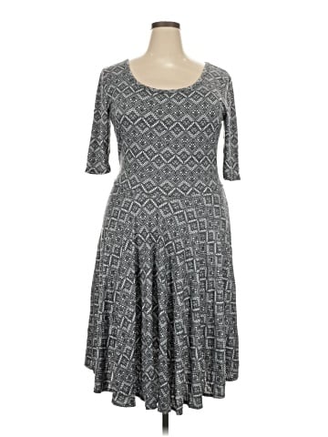 Lularoe Casual Dress (view 1)