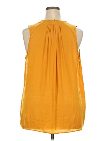 Simply Vera Vera Wang Sleeveless Blouse (view 2)