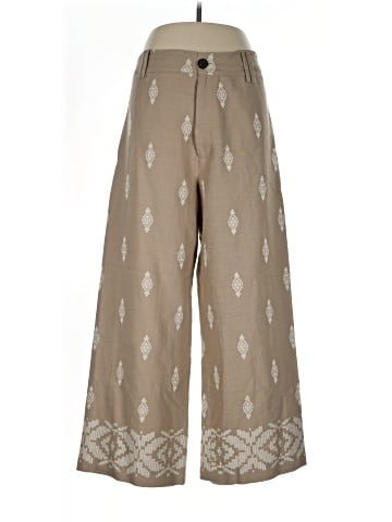 Zara Khakis (view 1)