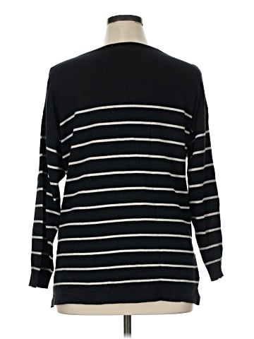 Old Navy Pullover Sweater (view 2)