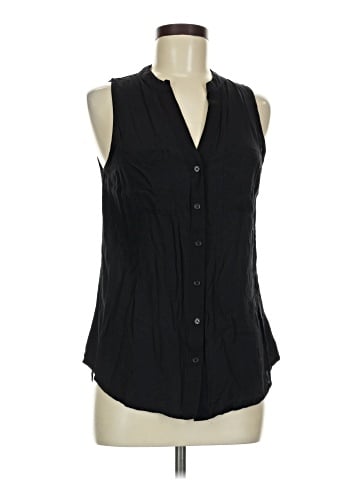 Old Navy Sleeveless Blouse (view 1)