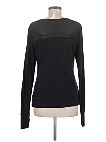 Lululemon Athletica Long Sleeve T-Shirt (view 2)