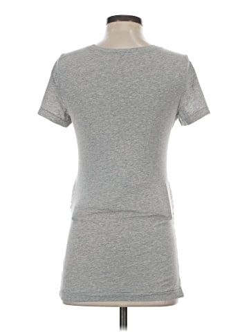 Love by Gap Short Sleeve T-Shirt (view 2)