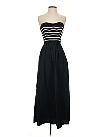 Universal Thread Casual Dress (view 1)