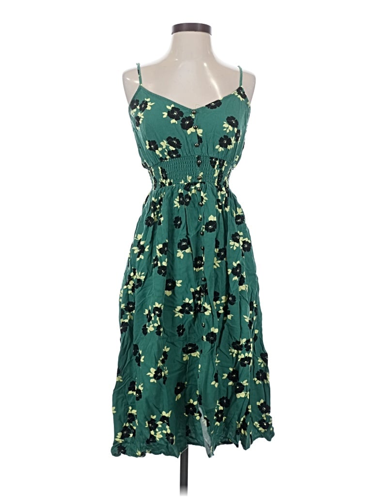 Pre-owned Modcloth Casual Dress In Green
