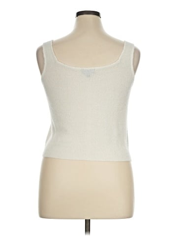ModCloth Sleeveless Top (view 2)