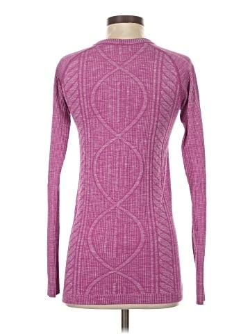 Lululemon Athletica Long Sleeve T-Shirt (view 2)