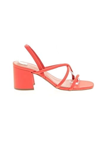 Old Navy Sandals (view 1)