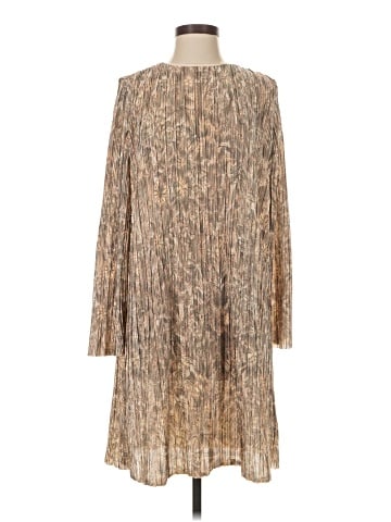 H&M Casual Dress (view 1)