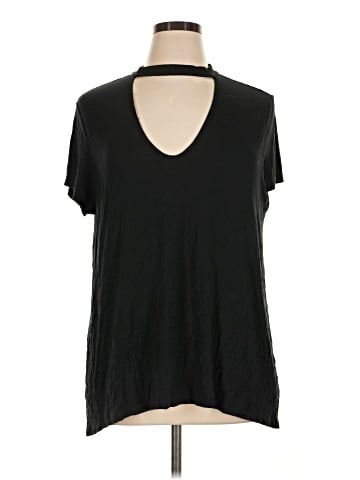 American Eagle Outfitters Sleeveless T-Shirt (view 1)