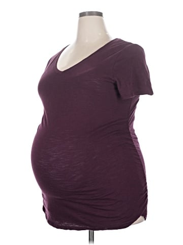 Liz Lange Maternity Short Sleeve T-Shirt (view 1)