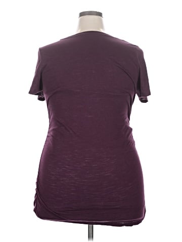 Liz Lange Maternity Short Sleeve T-Shirt (view 2)