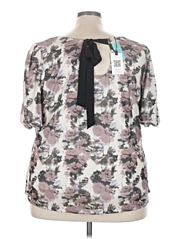 Studio Y 3/4 Sleeve Blouse (view 2)