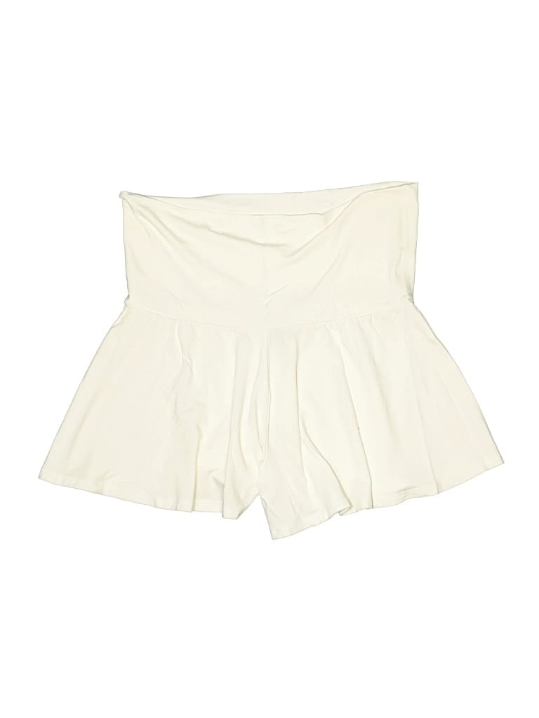 Pre-owned Moda International Shorts In Ivory