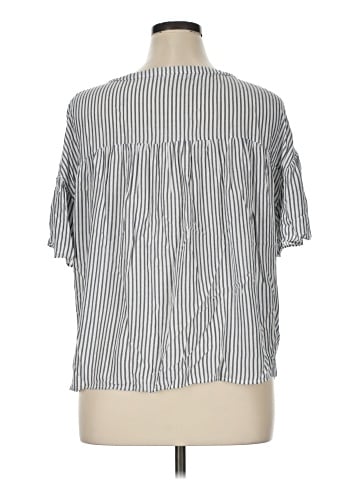 a.n.a. A New Approach Short Sleeve Blouse (view 2)