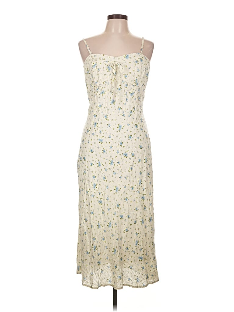 Pre-owned Wild Fable Casual Dress In Ivory